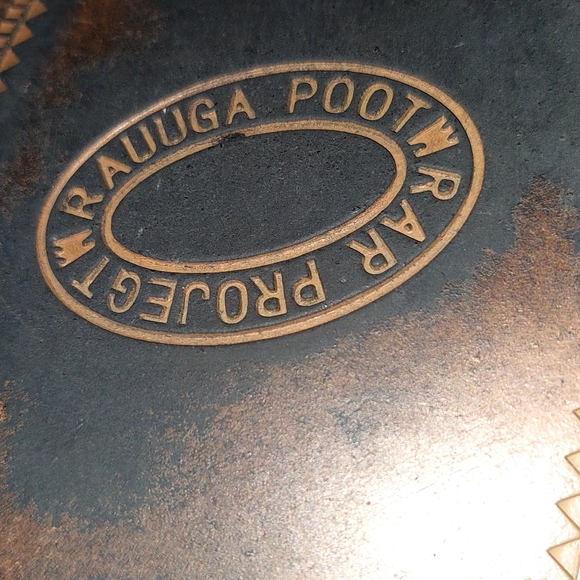 MEN SHINY BLUE DRESS SHOES sz 45 US 11/12, $18. GLENN HEIGHTS TX PPU OR SHIP - Picture 5 of 7